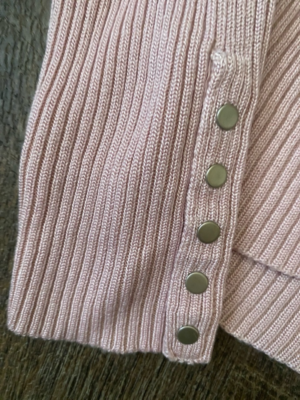 per una Dusty Pink Ribbed V-Neck Knit - Picture 6 of 10